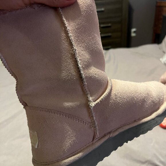 Pink Ugg boot - Picture 2 of 5